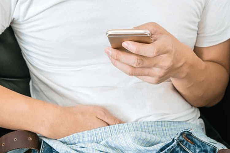 Đau tinh hoàn sau thủ dâm có thể là dấu hiệu các bệnh nguy hiểm