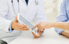 tư vấn bệnh tràn dịch tinh hoàn