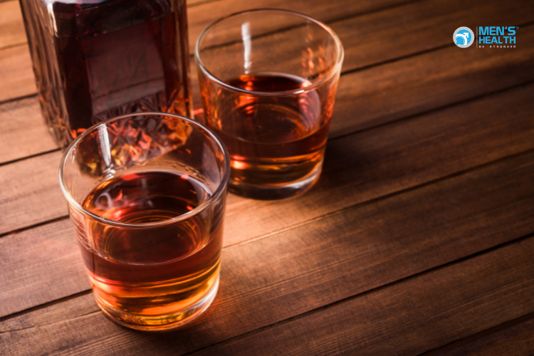 Không nên dùng các thức uống lợi niệu vào buổi tối như rượu bia